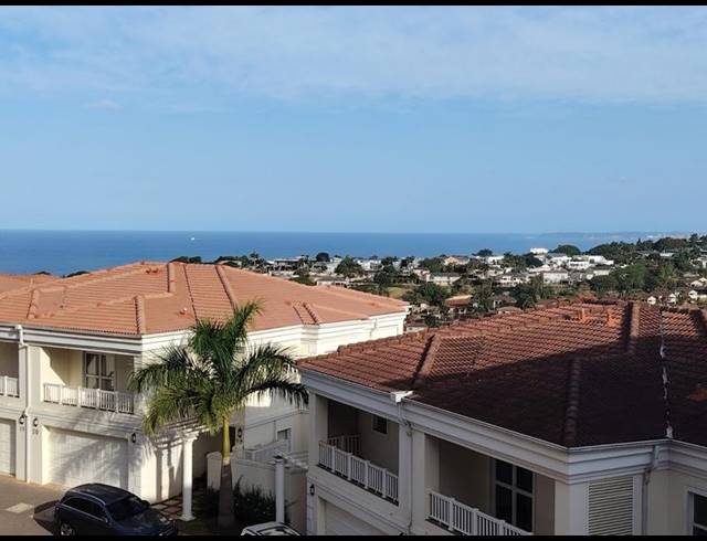 4 BEDROOM APARTMENT FOR SALE IN LA LUCIA